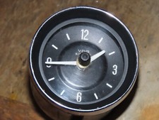 Horloge..Montre..Pendule voiture ancienne.VDO KIENZLE