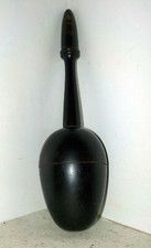 Saupoudreuse à talc pour gants  en bois noirci tourné 19e - A15