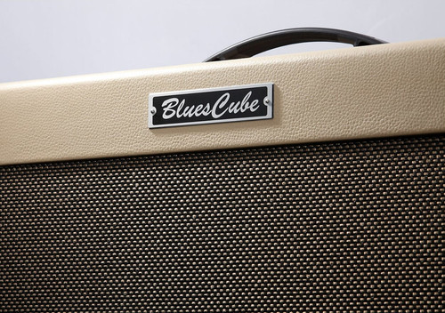 Roland blues cube artist - cube,