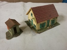 VOLLMER  HO  OU  EQUIVALENT  PETITE  MAISON  DE  CAMPAGNE  ET  PETIT  APPENTIS-