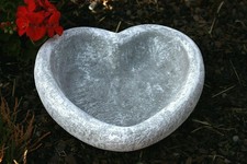 Abreuvoir à oiseaux cœur