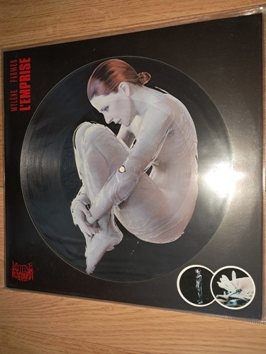 Mylene farmer emprise x - l'emprise, 2