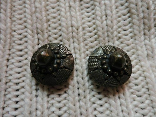 Boucle oreille la - la, tribu