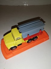 CAMION  GUILOY FORD A RIDELLE PORTE BARRIERE  1/64  VINTAGE