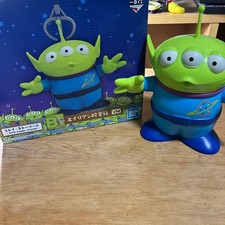 Tirelire extraterrestre Toy