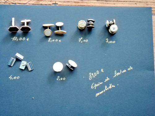 Lot paires boutons de - paires,