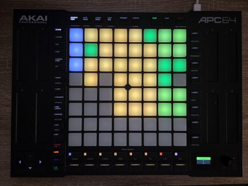 Akai apc 64 - ,