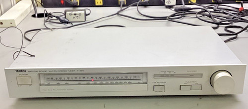 Yamaha model 320 - model, am/fm