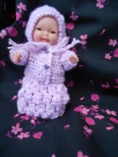 poupon + 3 tenue et (nid