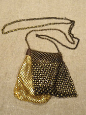 Ancien petit sac à main bourse aumonière en métal doré  vintage