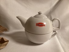 théière + sa tasse publicitaire Lipton