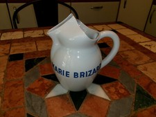 Beau petit Pichet Broc Carafe Marie Brizard Bistrot Anis 16cm haut Digoin 1/2 l