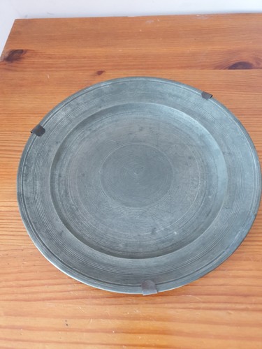 Assiette ancienne étain - en,
