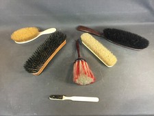 Lot de 6 anciennes brosses de