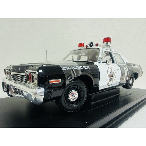 Ertl dodge monaco 1 - '74,