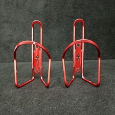Paire de porte bidon
