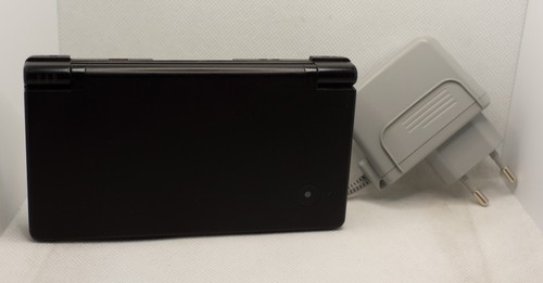 Nintendo dsi noire avec - nintendo,