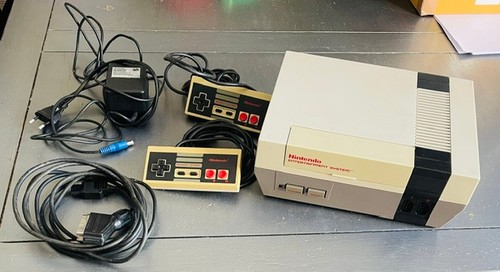 Nintendo nes 1985 console - nintendo,