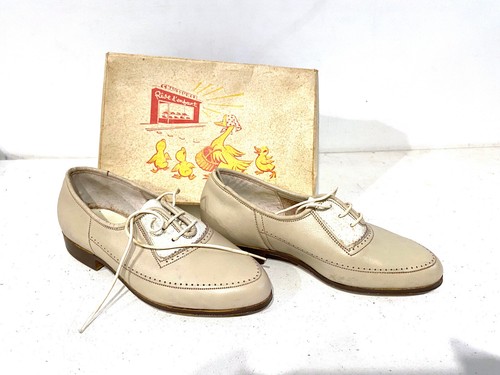 Anciennes chaussures enfant - anciennes,