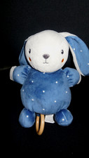 doudou peluche musicale lapin