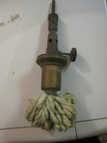 Ancienne tete lampe tito - tete, de