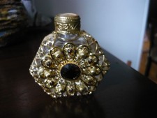 Très joli flacon de parfum - En verre - Avec des dorures - Très bon état