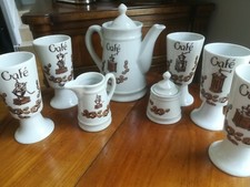 Service DESHOULIERES LOURIOUX Cafetiere ou Theière- Mazagran-pot  crème-sucrier