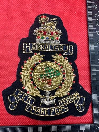 Insigne blazer brodé or - de,