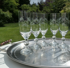 Lot 5 verres à pied flutes à