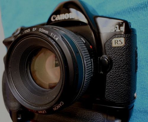 Canon eos rs - n,