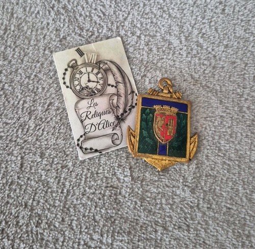 Insigne pucelle école - insigne,