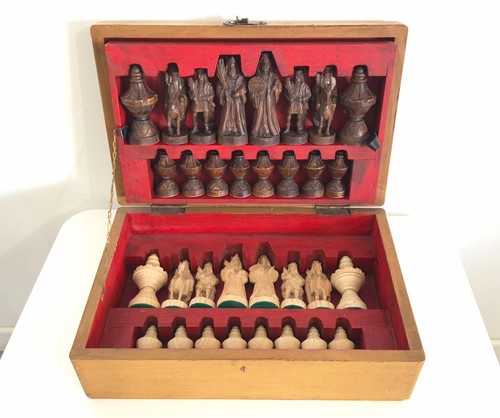 Medieval chess set - set,