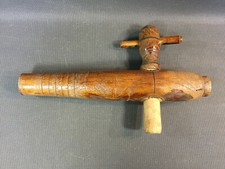 Ancien robinet en bois pour tonneau vintage vigne vigneron déco cave