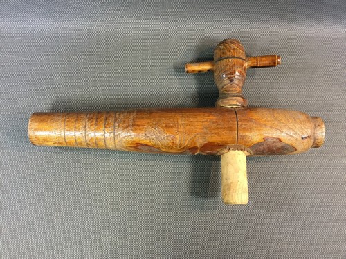 Ancien robinet bois pour - robinet,