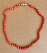 Collier perles de corail