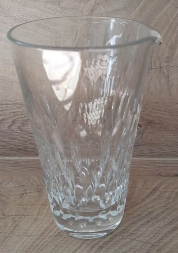 Ancien verre évasé doseur