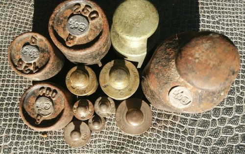 Lot anciens poids balance - d'anciens, de