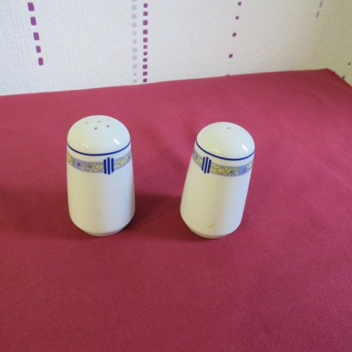 Salière une poivrière - 1,
