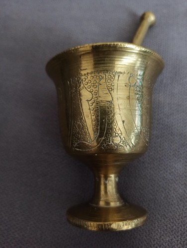 Ancien mortier pilon - et,