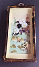 Tableau cadre asiatique à relief, canards et décor floral en nacre