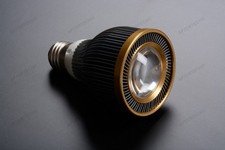 Lampe LED E27 12LED Rouge Bleu