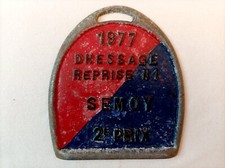 SEMOY Loiret 1977 - Plaque de concours hippique en fonte d'alu