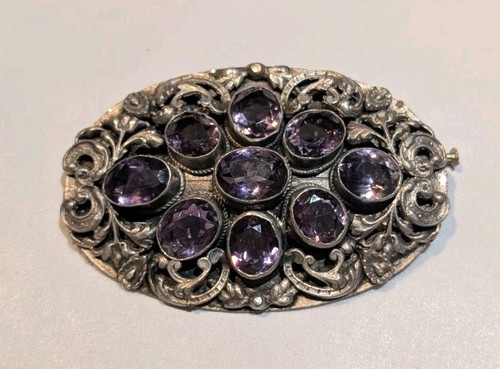 Grande broche ancienne - grande,