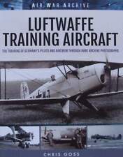 LIVRE/BOOK : Luftwaffe Training Aircraft - Avion d'entraînement de la Luftwaffe