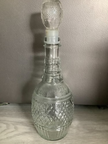 Vintage 1975 wine - vintage, md-1975