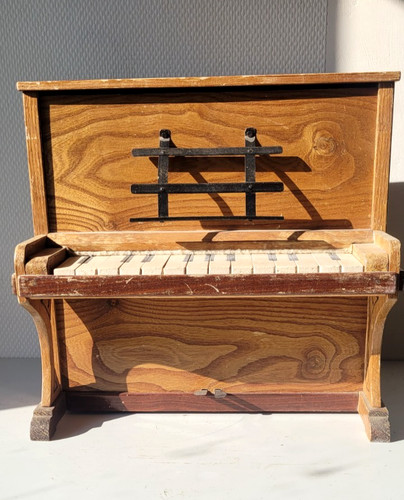 Rare piano jouet ancien art - rare,