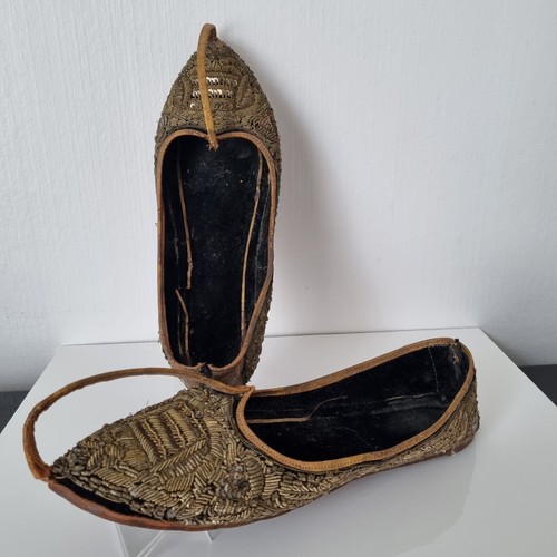 Ottoman sleepers 19thc gold - ottoman,