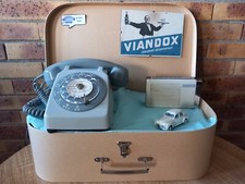 Coffret box rétro objets téléphone vintage cadeau Noël anniversaire collection