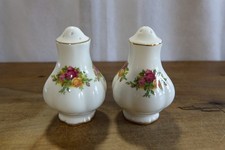 Royal Albert Old Country Roses Salt & Pepper Set