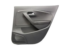 Habillage De Porte À Droite